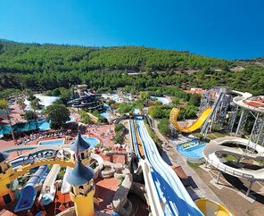 Aqua Fantasy Aquapark Hotel