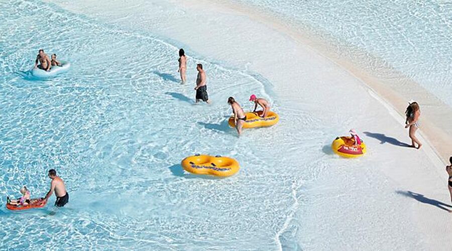 Aqua Fantasy Aquapark Hotel