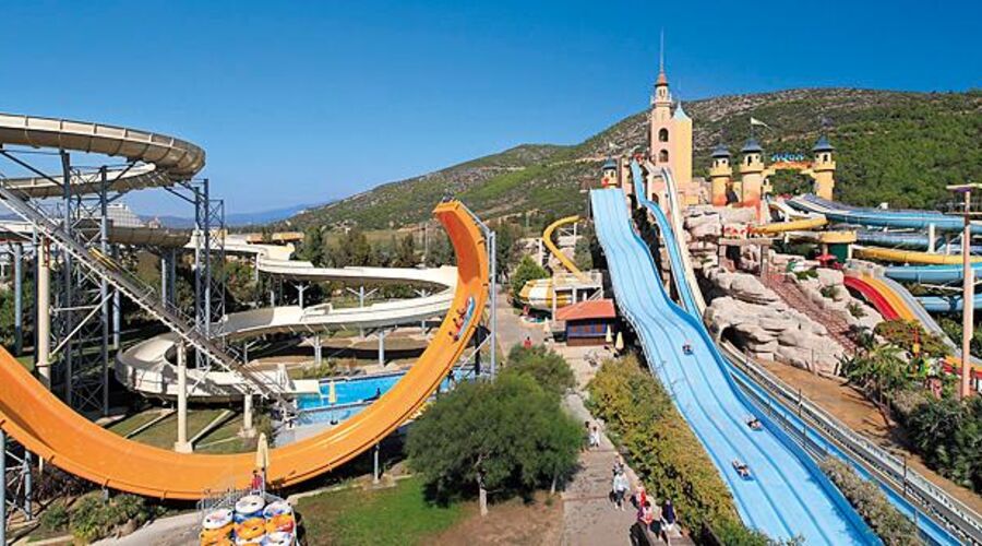 Aqua Fantasy Aquapark Hotel