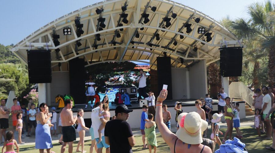 Aqua Fantasy Aquapark Hotel