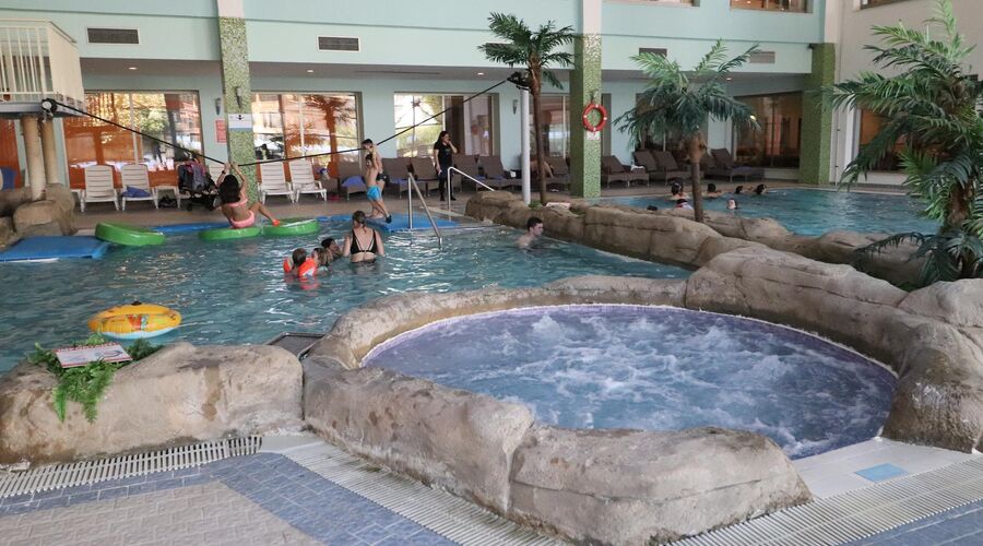 Aqua Fantasy Aquapark Hotel