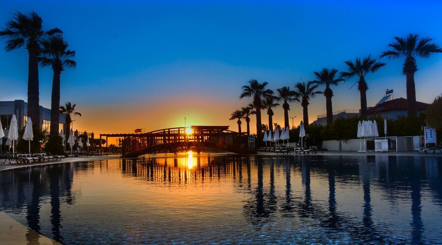 Palm Wings Beach Resort & Spa Kuşadası