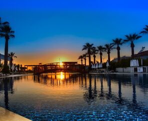Palm Wings Beach Resort & Spa Kuşadası