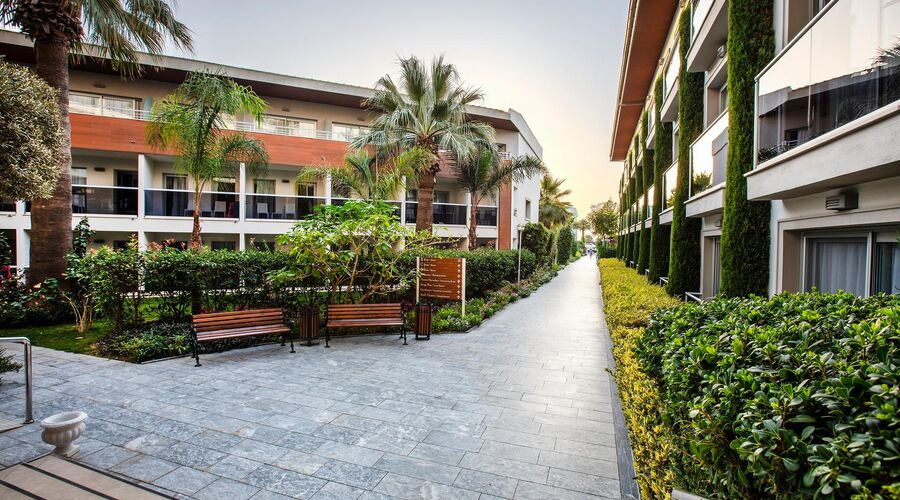 Palm Wings Beach Resort & Spa Kuşadası