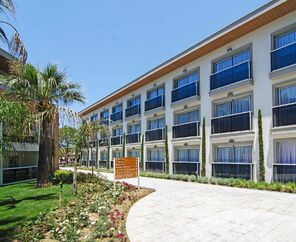 Palm Wings Beach Resort & Spa Kuşadası