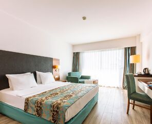 Palm Wings Beach Resort & Spa Kuşadası