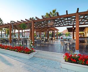 Palm Wings Beach Resort & Spa Kuşadası