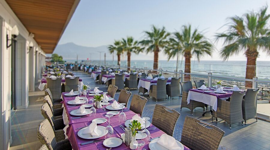 Palm Wings Beach Resort & Spa Kuşadası