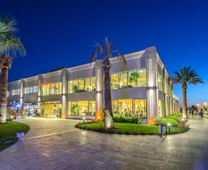 Palm Wings Beach Resort & Spa Kuşadası