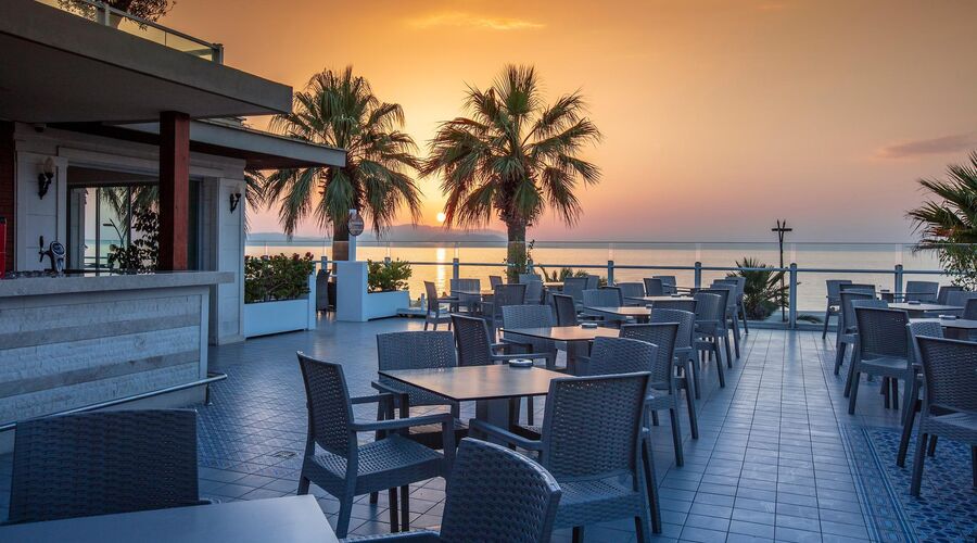 Palm Wings Beach Resort & Spa Kuşadası