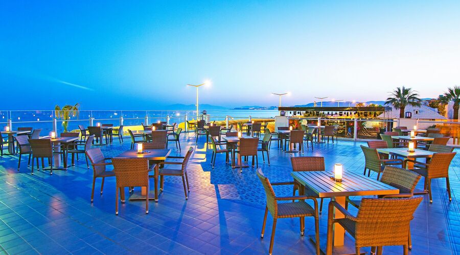 Palm Wings Beach Resort & Spa Kuşadası