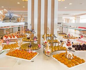 Palm Wings Beach Resort & Spa Kuşadası