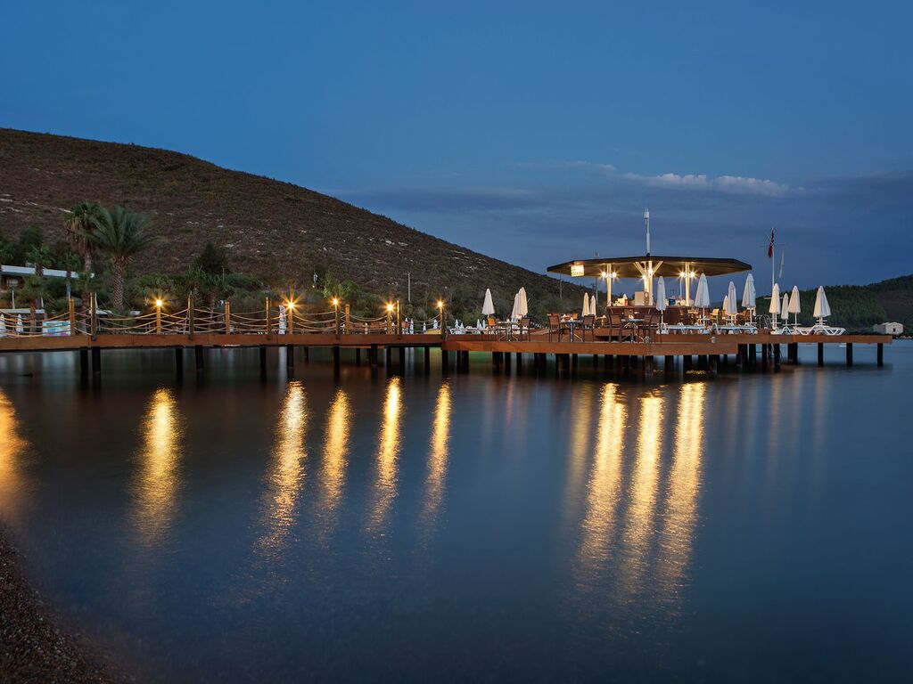 Green Bay Resort & Spa