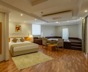 Crystal Admiral Resort Suites & Spa