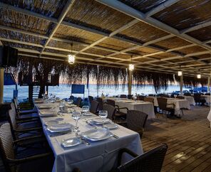 Crystal Admiral Resort Suites & Spa