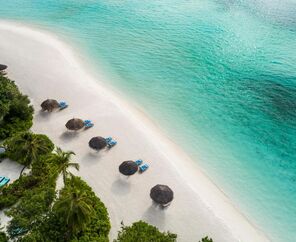 Four Seasons Resort Maldives at Kuda Huraa
