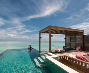 Four Seasons Resort Maldives at Kuda Huraa