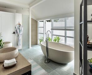 Four Seasons Resort Maldives at Kuda Huraa