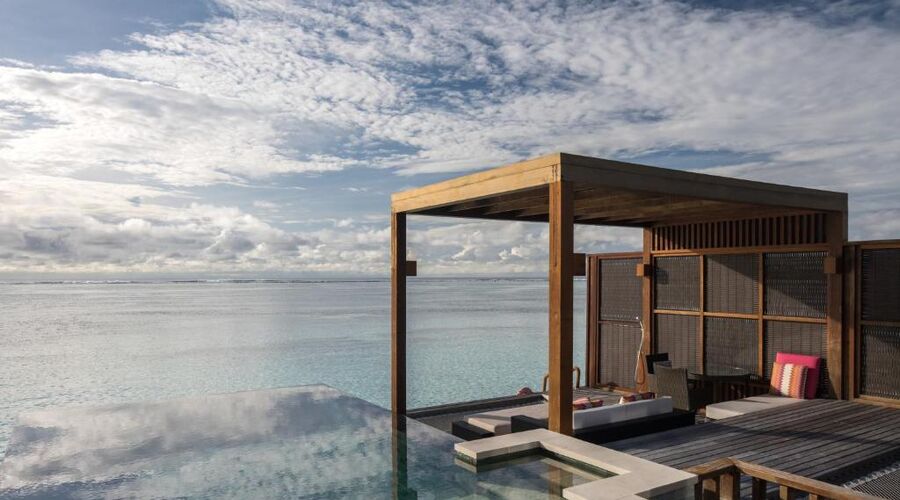 Four Seasons Resort Maldives at Kuda Huraa