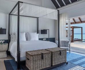 Four Seasons Resort Maldives at Landaa Giraavaru