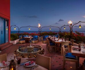 Four Seasons Resort Maldives at Landaa Giraavaru