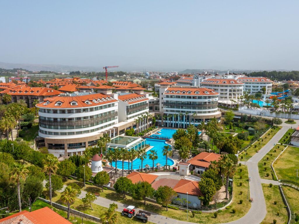 Alba Royal Hotel (+16)