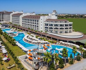 Crystal Admiral Resort Suites & Spa