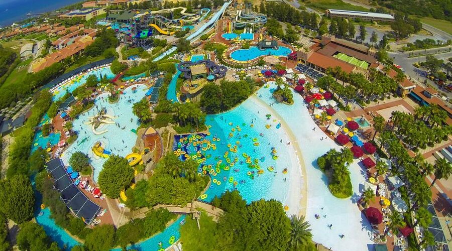 Aqua Fantasy Aquapark Hotel