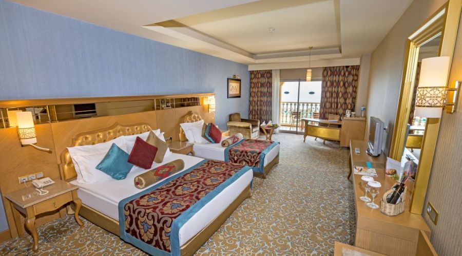 Royal Holiday Palace