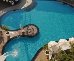 Rocks Hotel