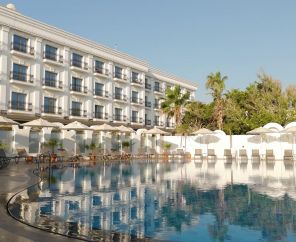 Rocks Hotel