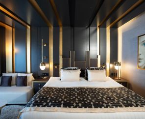 Rocks Hotel