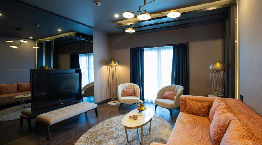 Rocks Hotel