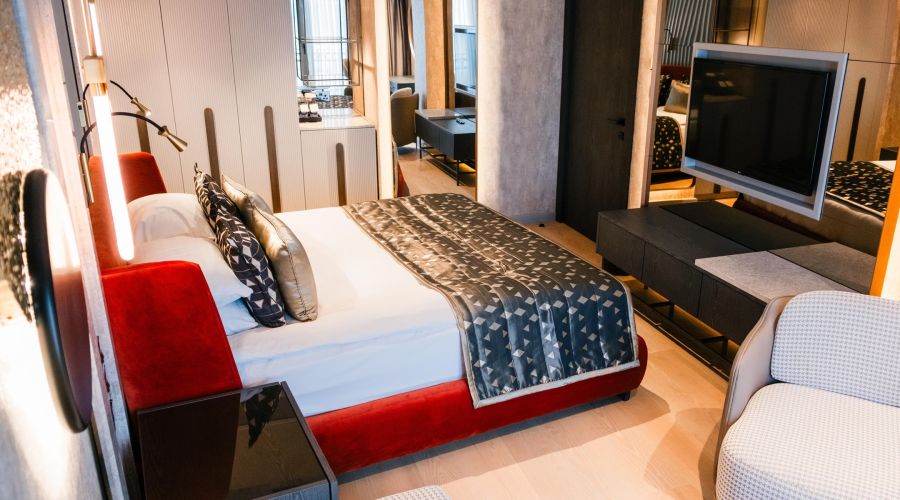 Rocks Hotel