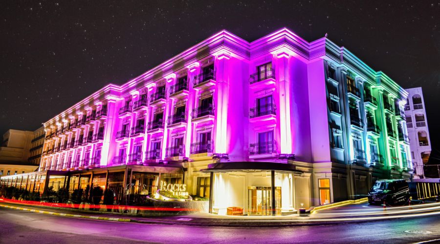 Rocks Hotel
